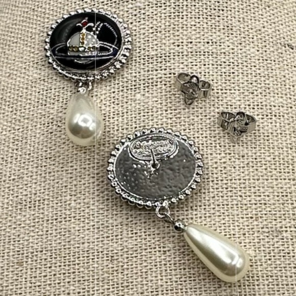 Vivienne Westwood Black and Silver Earrings - Picture 4 of 6